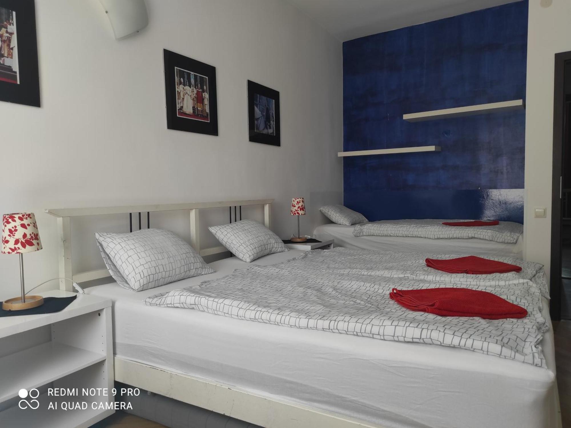 Apartment Maximilian Братислава Екстер'єр фото